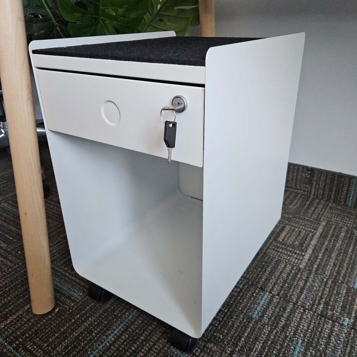 Rockit under desk filing system