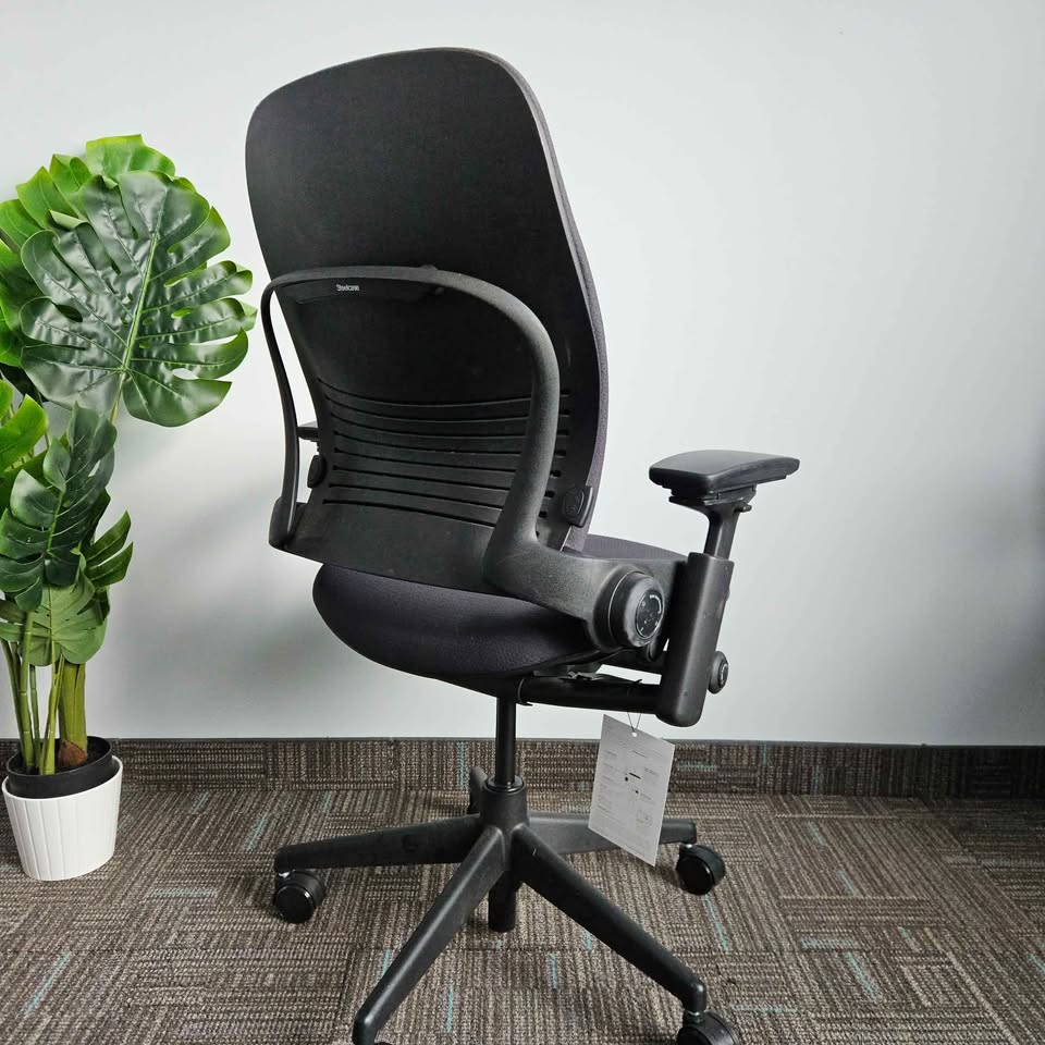 Steelcase Leap v2