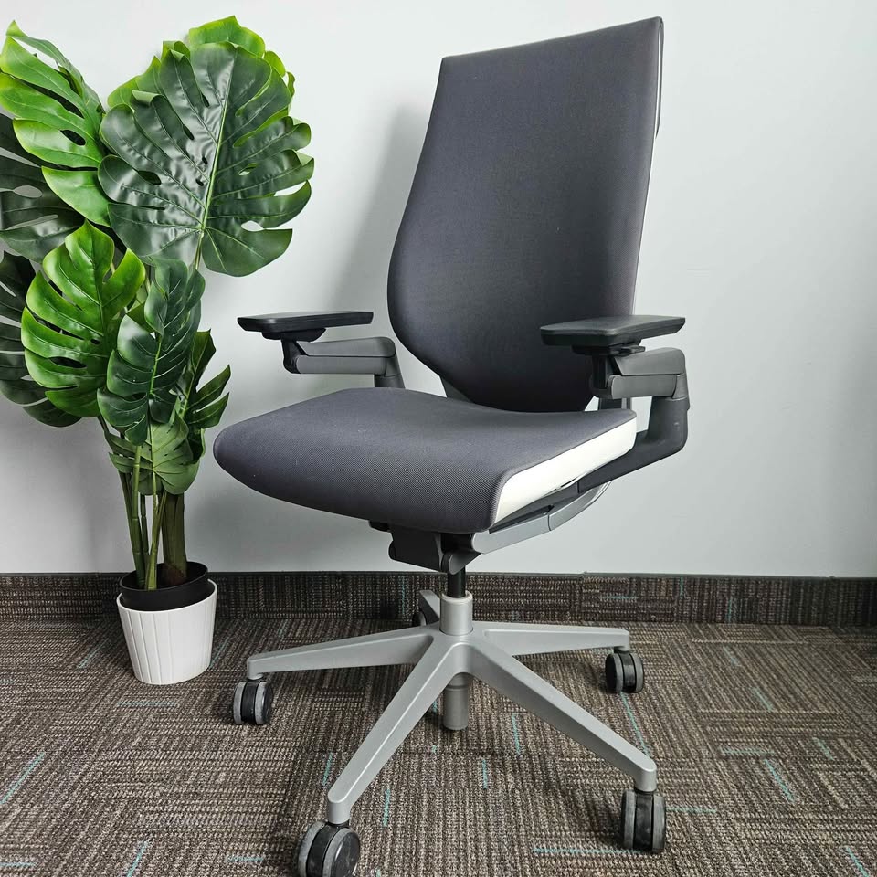 Steelcase Gesture 2018