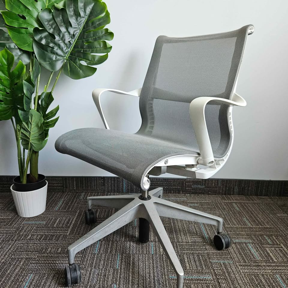 Herman Miller Setu