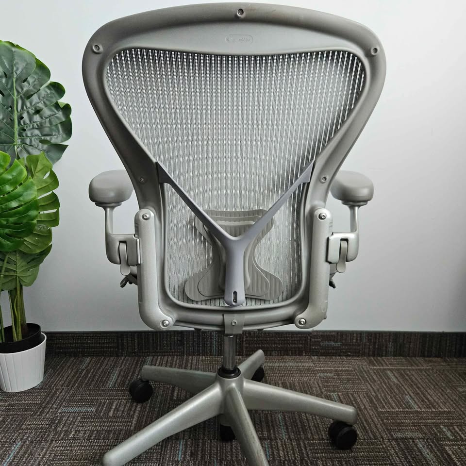 Herman Miller Aeron size b mineral fully loaded