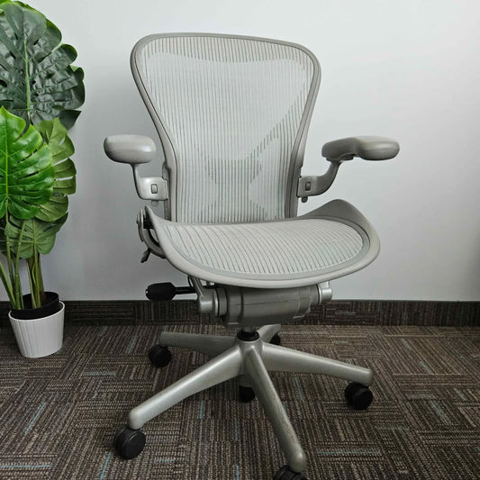 Herman Miller Aeron size b mineral fully loaded