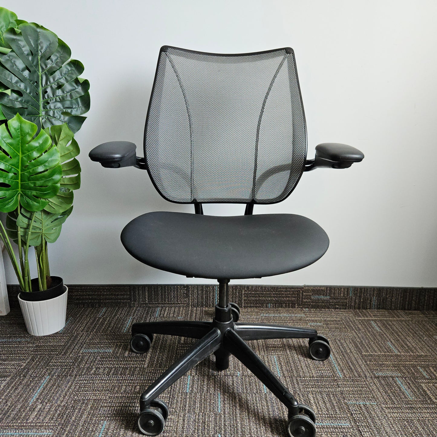 Humanscale liberty