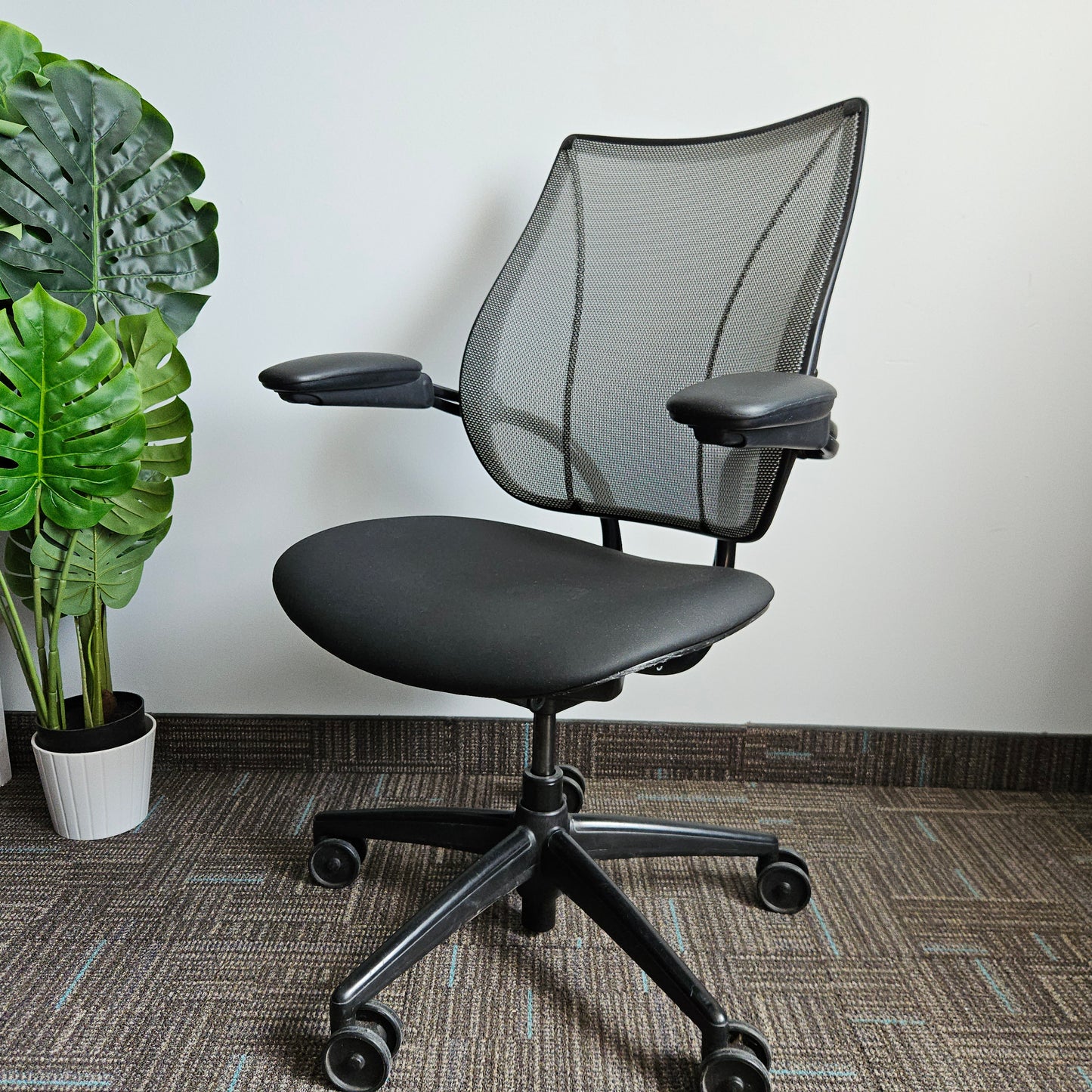 Humanscale liberty