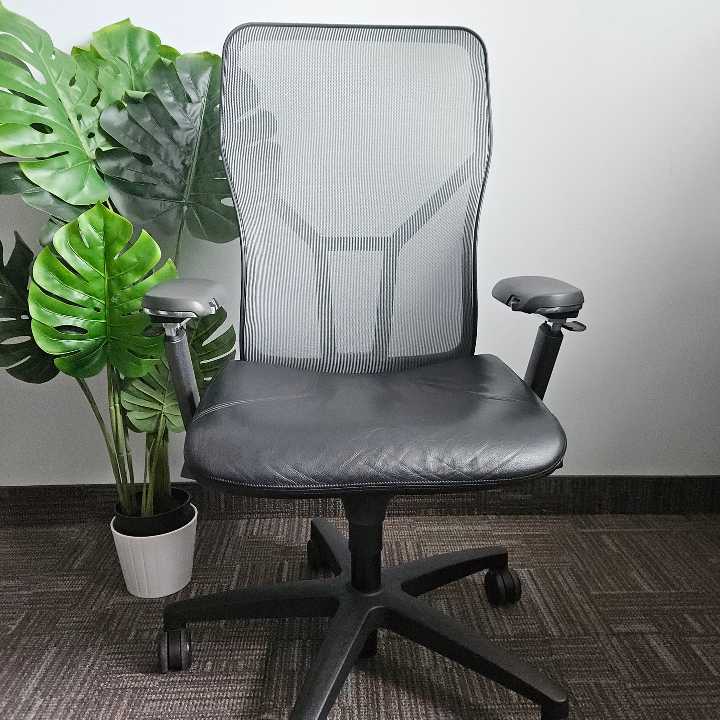 Allsteel Acuity