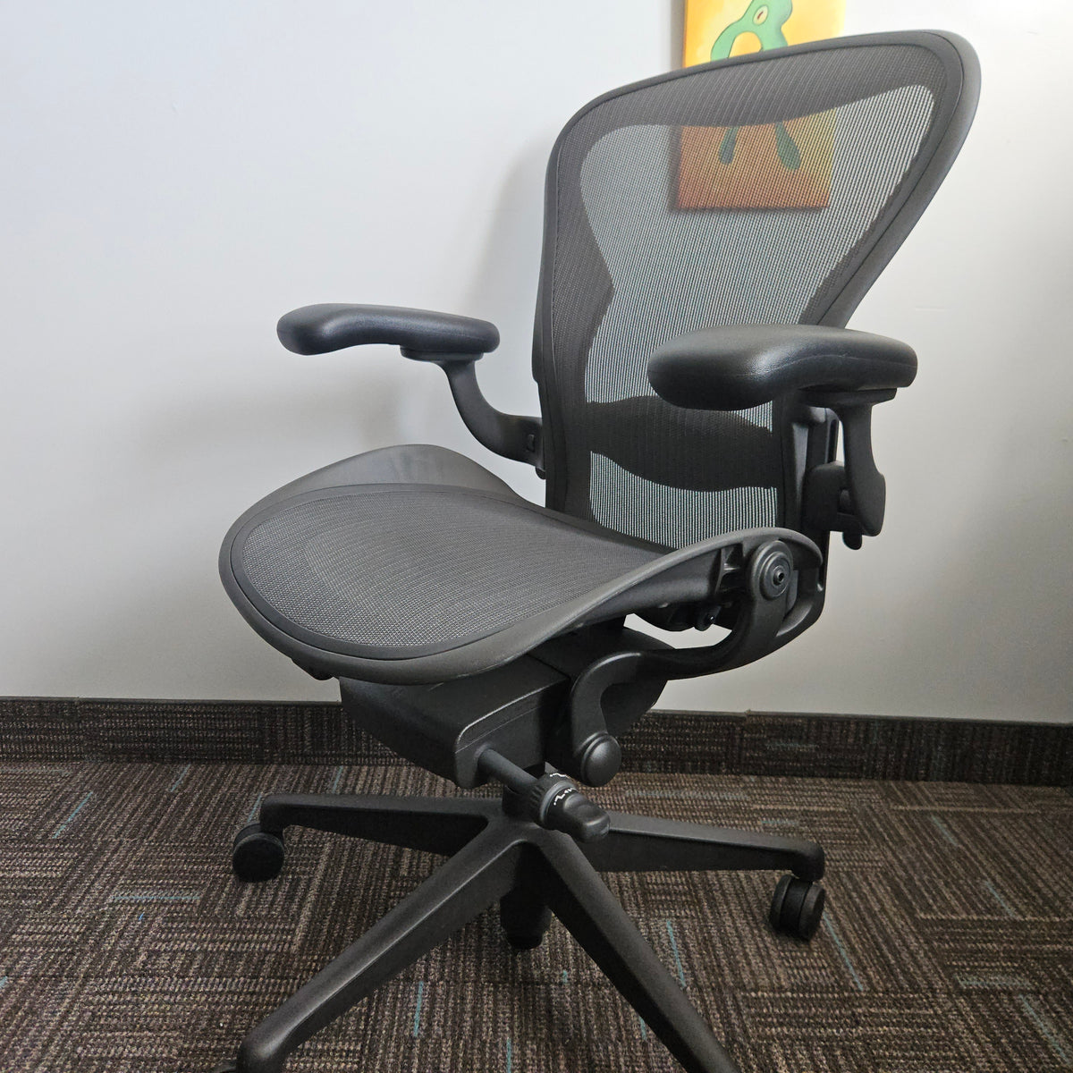 Herman Miller Aeron size b remaster