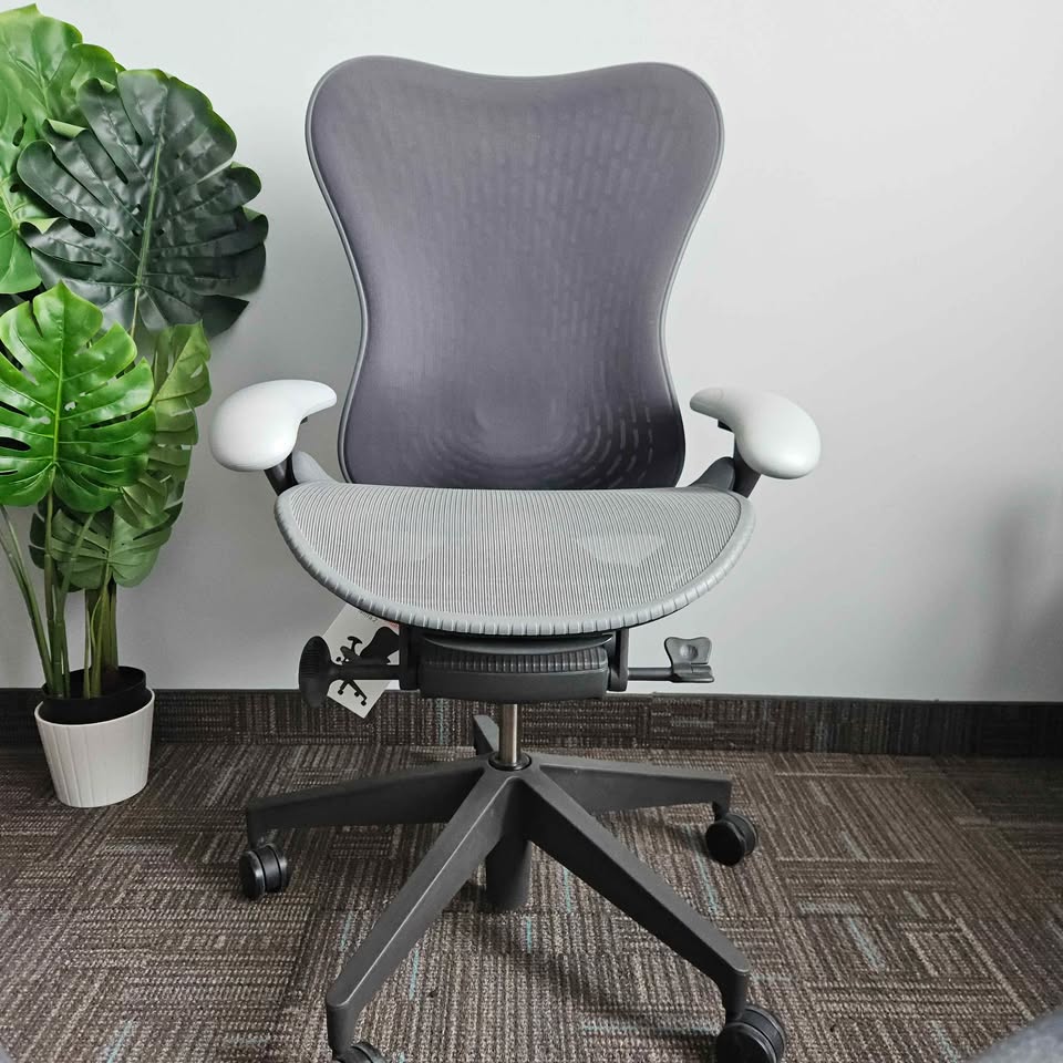 Herman Miller Mirra 2 FULLY LOADED (Copy)