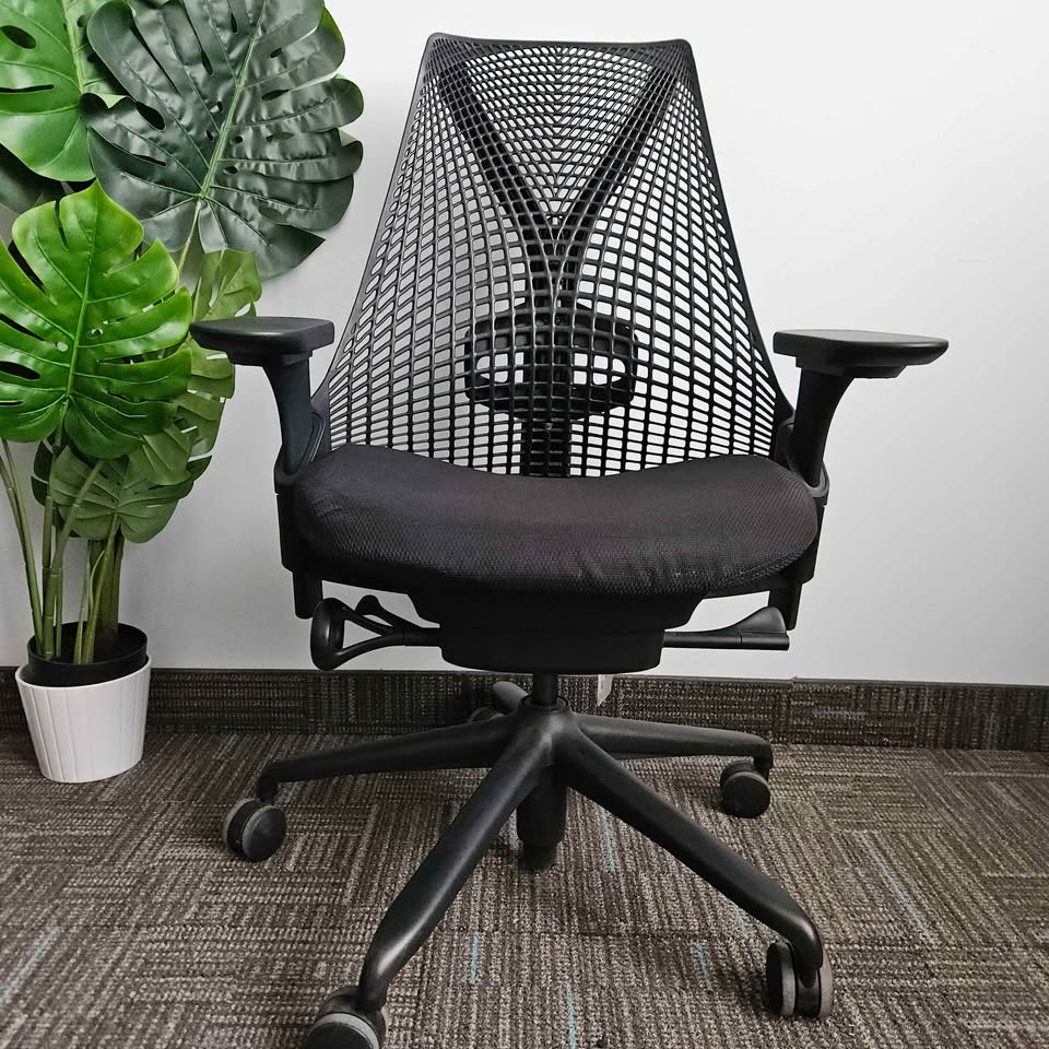 Herman Miller Sayl