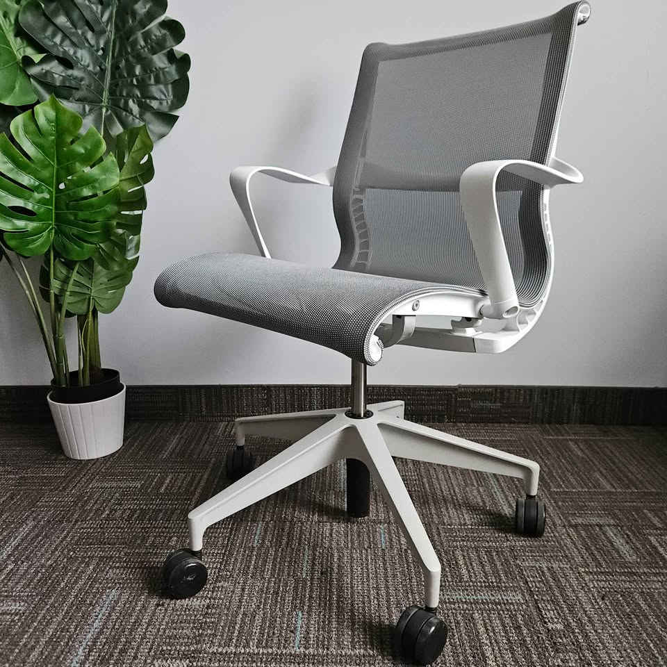 Herman Miller Setu