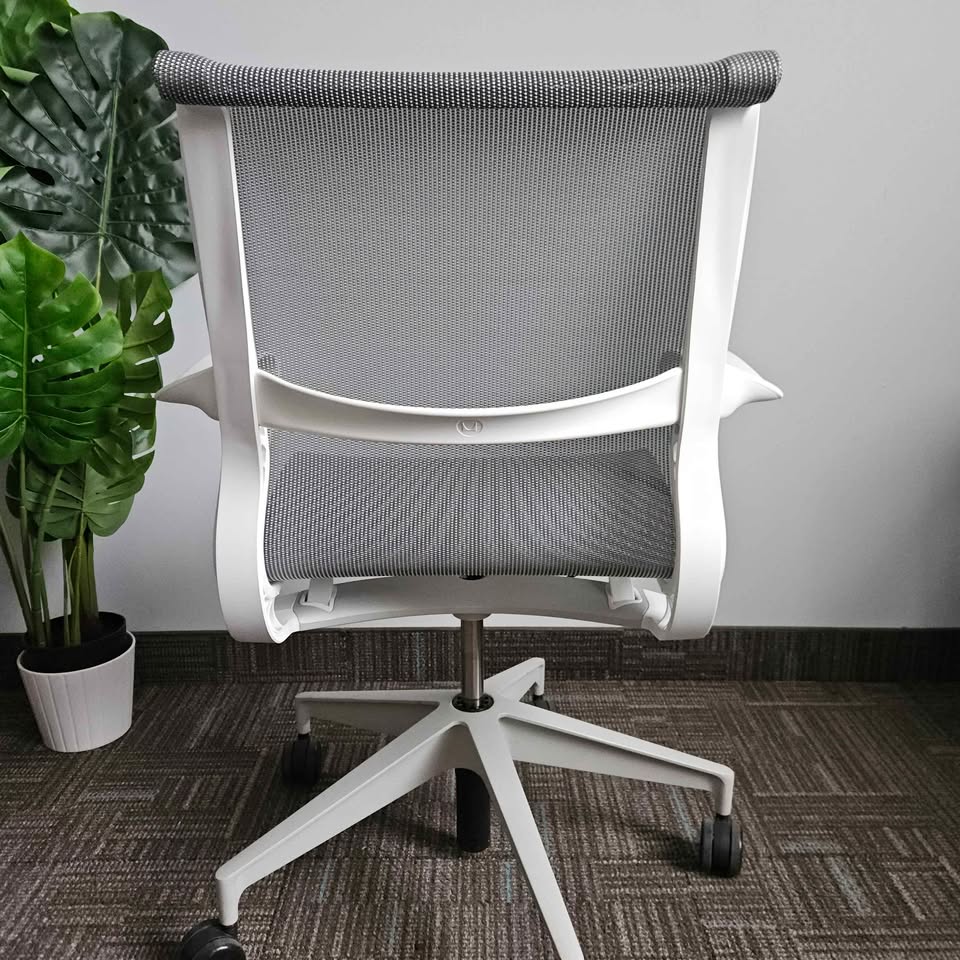 Herman Miller Setu