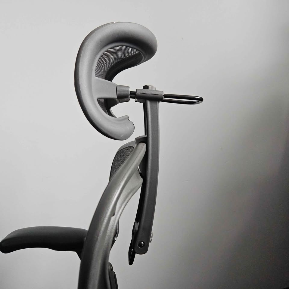 Herman MIller Aeron Headrest