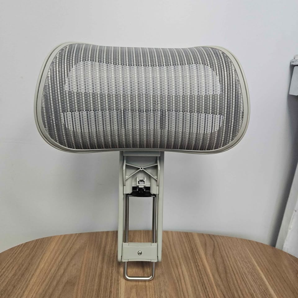 Herman MIller Aeron Headrest