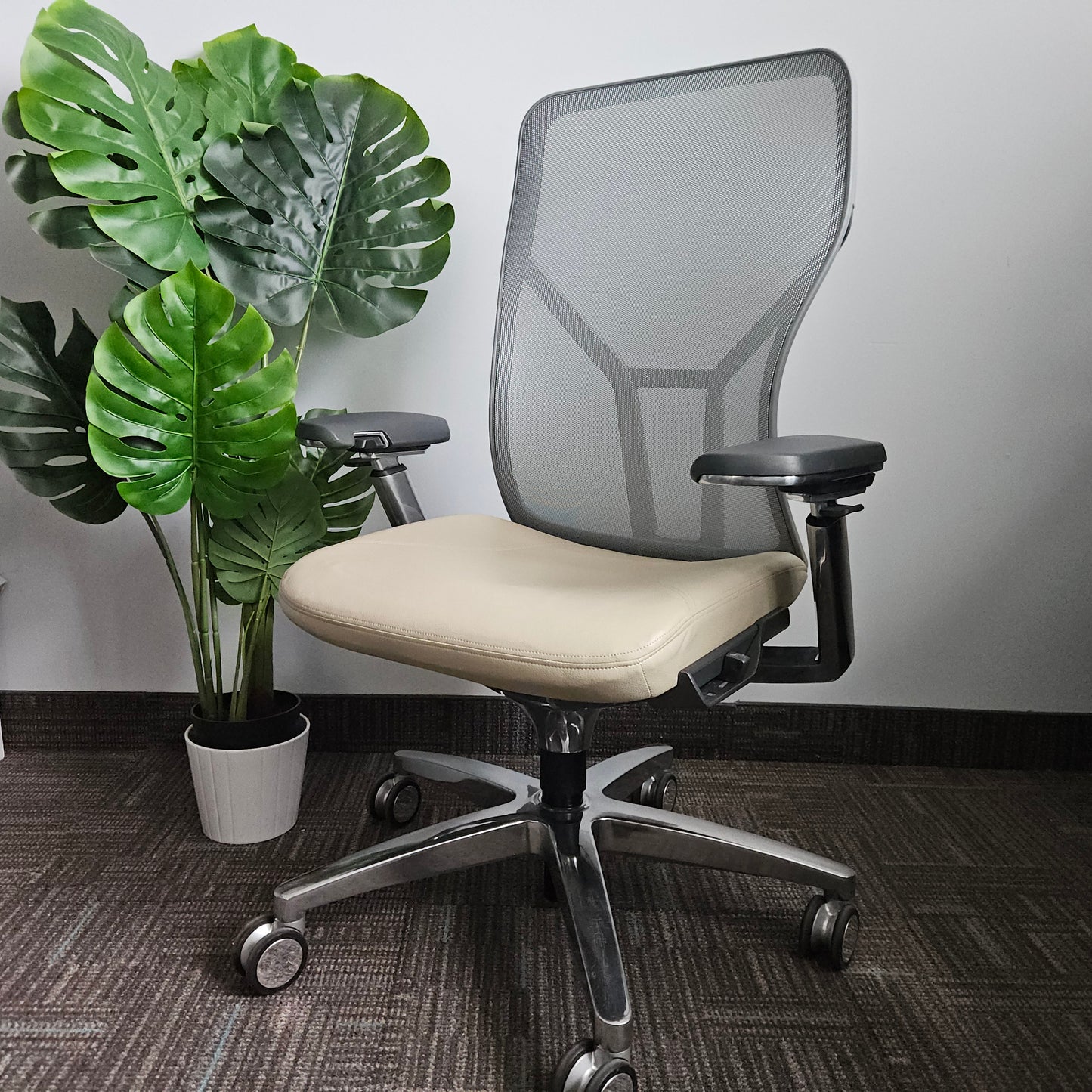 Allsteel Acuity