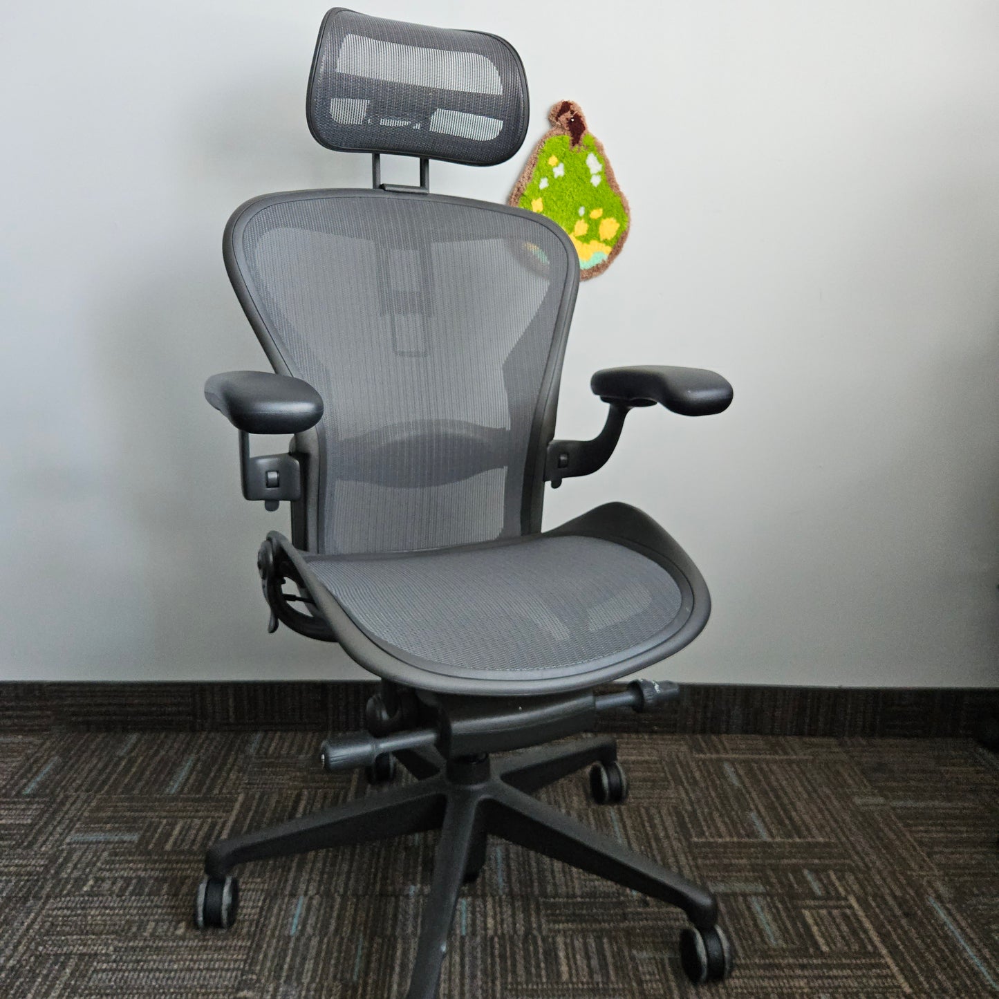 Herman Miller Aeron size b remaster